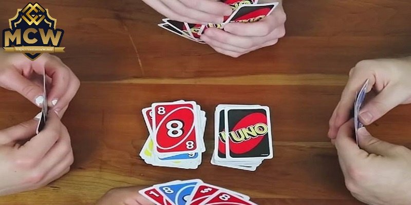 Luật chơi bài Uno chuẩn nhất dành cho người chơi mới 5 Luật đánh đúp quân