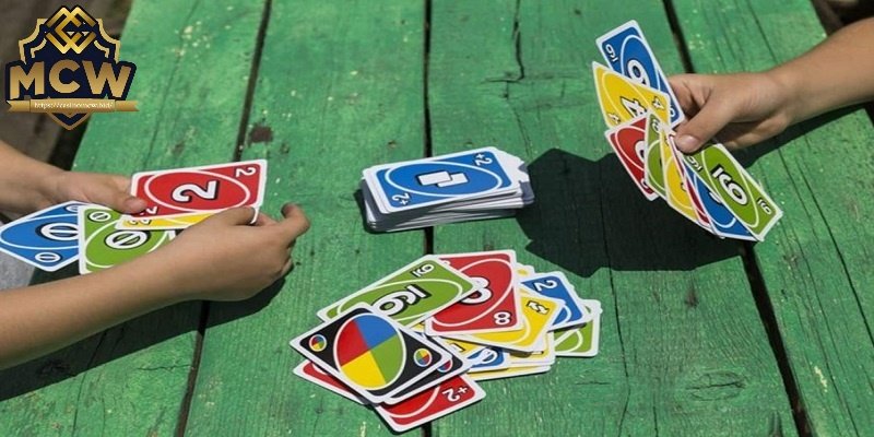 Luật chơi bài Uno chuẩn nhất dành cho người chơi mới 6 Quy luật chơi combo Uno